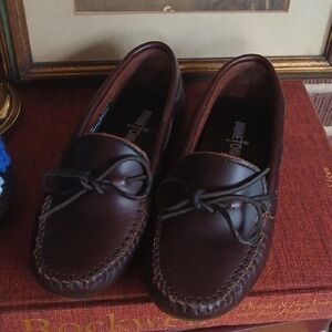 Minnetonka Brown Leather Moccasins